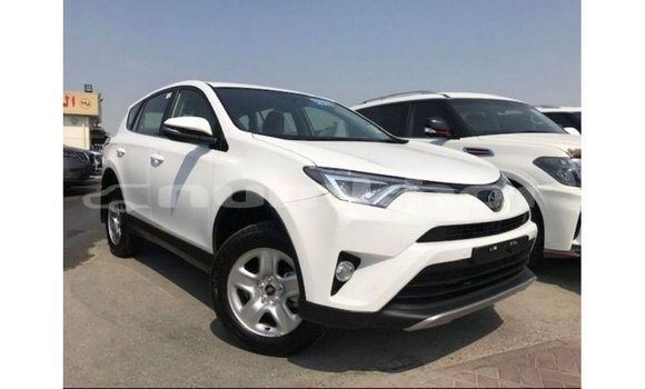 Buy Import Toyota 4Runner White Car in Import - Dubai in Bumthang Buy Import Toyota 4Runner White Car in Import - Dubai in Bumthang