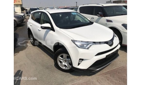 Buy Import Toyota 4Runner White Car in Import - Dubai in Bumthang Buy Import Toyota 4Runner White Car in Import - Dubai in Bumthang