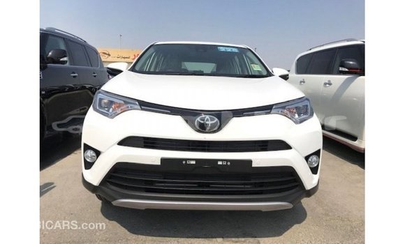 Buy Import Toyota 4Runner White Car in Import - Dubai in Bumthang Buy Import Toyota 4Runner White Car in Import - Dubai in Bumthang