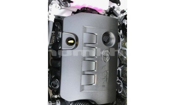 Buy Import Toyota 4Runner White Car in Import - Dubai in Bumthang Buy Import Toyota 4Runner White Car in Import - Dubai in Bumthang