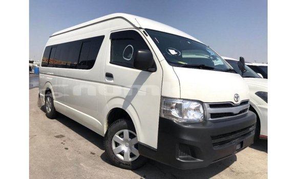 Buy Import Toyota Hiace White Car in Import - Dubai in Bumthang Buy Import Toyota Hiace White Car in Import - Dubai in Bumthang