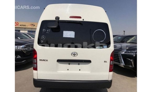 Buy Import Toyota Hiace White Car in Import - Dubai in Bumthang Buy Import Toyota Hiace White Car in Import - Dubai in Bumthang