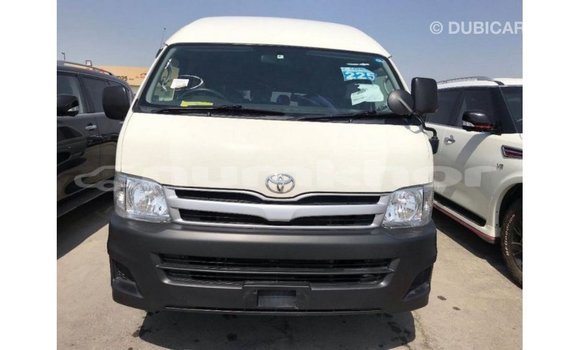 Buy Import Toyota Hiace White Car in Import - Dubai in Bumthang Buy Import Toyota Hiace White Car in Import - Dubai in Bumthang