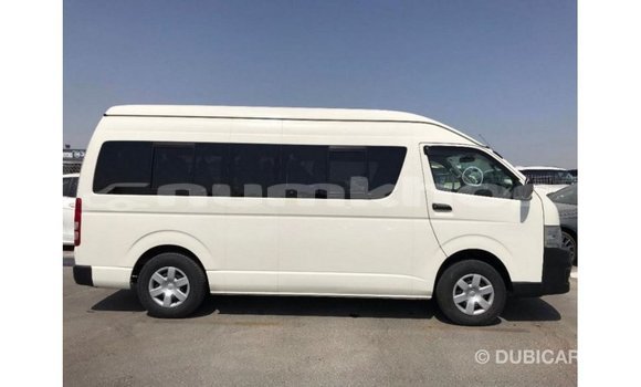Buy Import Toyota Hiace White Car in Import - Dubai in Bumthang Buy Import Toyota Hiace White Car in Import - Dubai in Bumthang