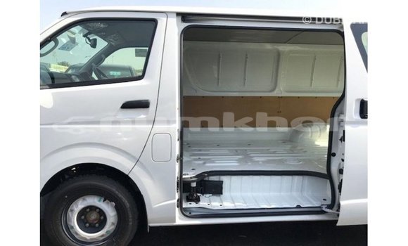 Buy Import Toyota Hiace White Car in Import - Dubai in Bumthang Buy Import Toyota Hiace White Car in Import - Dubai in Bumthang