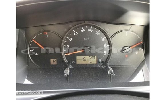 Buy Import Toyota Hiace White Car in Import - Dubai in Bumthang Buy Import Toyota Hiace White Car in Import - Dubai in Bumthang