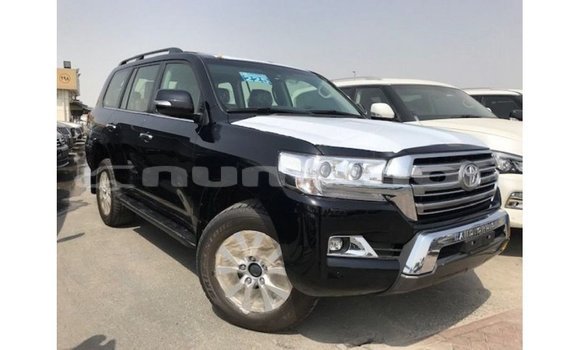 Buy Import Toyota Land Cruiser Black Car in Import - Dubai in Bumthang Buy Import Toyota Land Cruiser Black Car in Import - Dubai in Bumthang