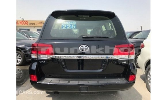 Buy Import Toyota Land Cruiser Black Car in Import - Dubai in Bumthang Buy Import Toyota Land Cruiser Black Car in Import - Dubai in Bumthang