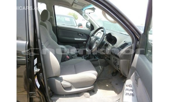 Buy Import Toyota Hilux Black Car in Import - Dubai in Bumthang Buy Import Toyota Hilux Black Car in Import - Dubai in Bumthang