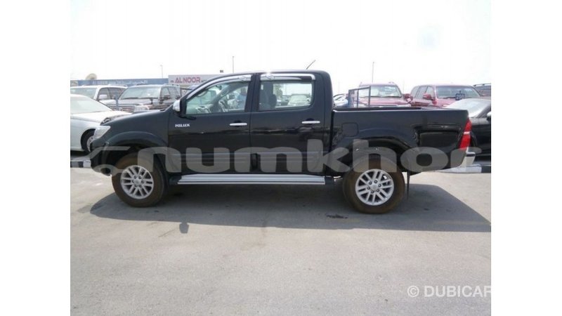 Big with watermark toyota hilux bumthang import dubai 3077