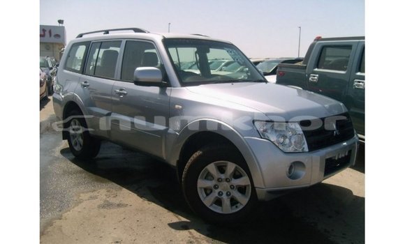 Buy Import Mitsubishi Pajero Other Car in Import - Dubai in Bumthang Buy Import Mitsubishi Pajero Other Car in Import - Dubai in Bumthang