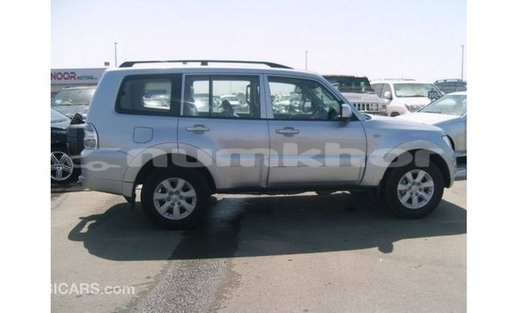Buy Import Mitsubishi Pajero Other Car in Import - Dubai in Bumthang Buy Import Mitsubishi Pajero Other Car in Import - Dubai in Bumthang