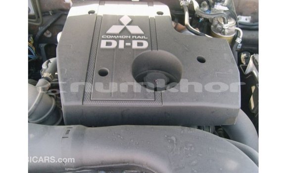 Buy Import Mitsubishi Pajero Other Car in Import - Dubai in Bumthang Buy Import Mitsubishi Pajero Other Car in Import - Dubai in Bumthang
