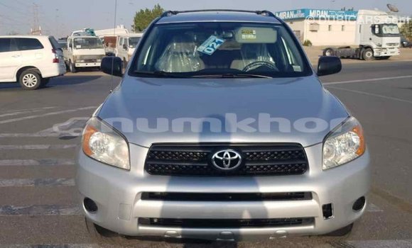 Buy Import Toyota RAV4 Other Car in Import - Dubai in Bumthang Buy Import Toyota RAV4 Other Car in Import - Dubai in Bumthang