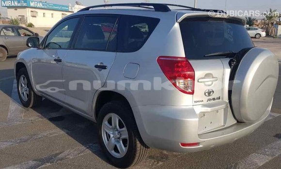 Buy Import Toyota RAV4 Other Car in Import - Dubai in Bumthang Buy Import Toyota RAV4 Other Car in Import - Dubai in Bumthang