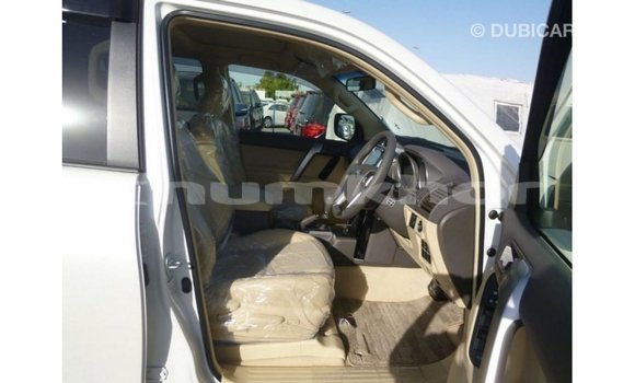 Buy Import Toyota Prado White Car in Import - Dubai in Bumthang Buy Import Toyota Prado White Car in Import - Dubai in Bumthang