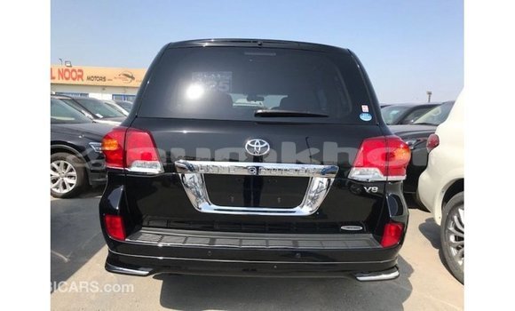 Buy Import Toyota Land Cruiser Black Car in Import - Dubai in Bumthang Buy Import Toyota Land Cruiser Black Car in Import - Dubai in Bumthang