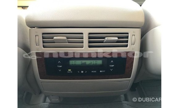 Buy Import Toyota Land Cruiser Black Car in Import - Dubai in Bumthang Buy Import Toyota Land Cruiser Black Car in Import - Dubai in Bumthang