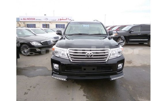 Buy Import Toyota Land Cruiser Black Car in Import - Dubai in Bumthang Buy Import Toyota Land Cruiser Black Car in Import - Dubai in Bumthang