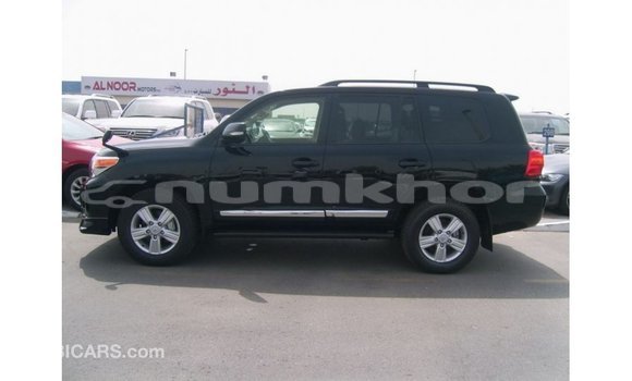 Buy Import Toyota Land Cruiser Black Car in Import - Dubai in Bumthang Buy Import Toyota Land Cruiser Black Car in Import - Dubai in Bumthang