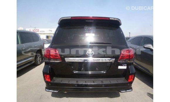 Buy Import Toyota Land Cruiser Black Car in Import - Dubai in Bumthang Buy Import Toyota Land Cruiser Black Car in Import - Dubai in Bumthang