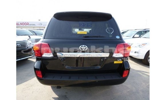 Buy Import Toyota Land Cruiser Black Car in Import - Dubai in Bumthang Buy Import Toyota Land Cruiser Black Car in Import - Dubai in Bumthang