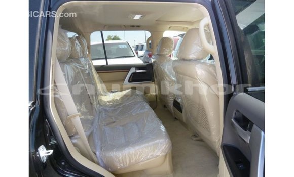 Buy Import Toyota Land Cruiser Black Car in Import - Dubai in Bumthang Buy Import Toyota Land Cruiser Black Car in Import - Dubai in Bumthang