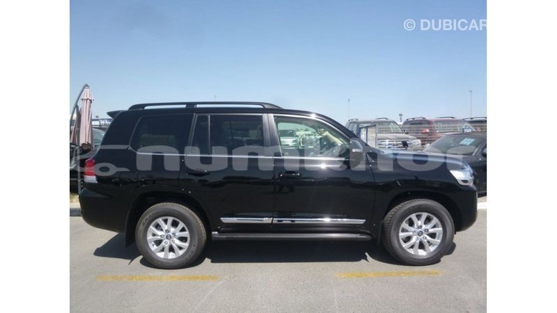 Big with watermark toyota land cruiser bumthang import dubai 3120