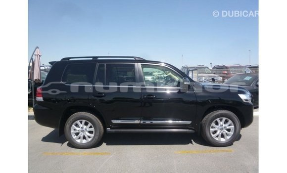 Buy Import Toyota Land Cruiser Black Car in Import - Dubai in Bumthang Buy Import Toyota Land Cruiser Black Car in Import - Dubai in Bumthang