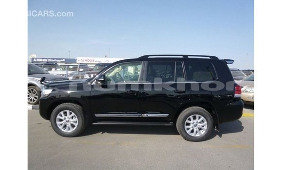 Buy Import Toyota Land Cruiser Black Car in Import - Dubai in Bumthang Buy Import Toyota Land Cruiser Black Car in Import - Dubai in Bumthang