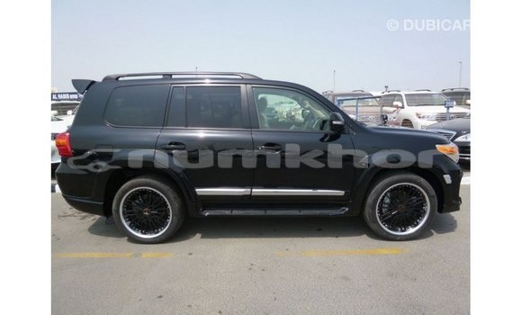 Buy Import Toyota Land Cruiser Black Car in Import - Dubai in Bumthang Buy Import Toyota Land Cruiser Black Car in Import - Dubai in Bumthang