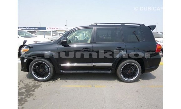 Buy Import Toyota Land Cruiser Black Car in Import - Dubai in Bumthang Buy Import Toyota Land Cruiser Black Car in Import - Dubai in Bumthang