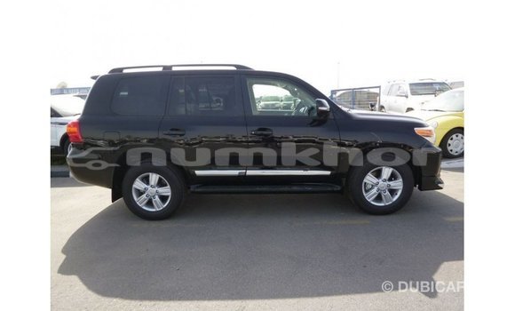 Buy Import Toyota Land Cruiser Black Car in Import - Dubai in Bumthang Buy Import Toyota Land Cruiser Black Car in Import - Dubai in Bumthang