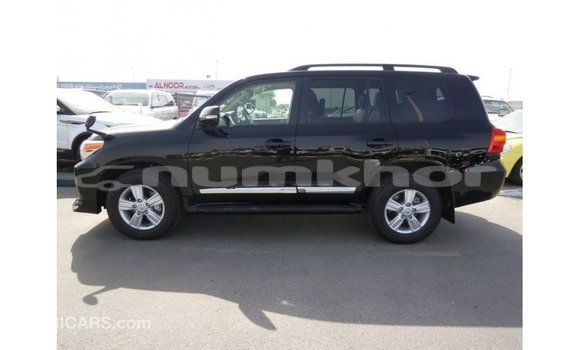 Buy Import Toyota Land Cruiser Black Car in Import - Dubai in Bumthang Buy Import Toyota Land Cruiser Black Car in Import - Dubai in Bumthang
