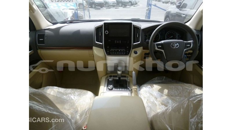 Big with watermark toyota land cruiser bumthang import dubai 3128