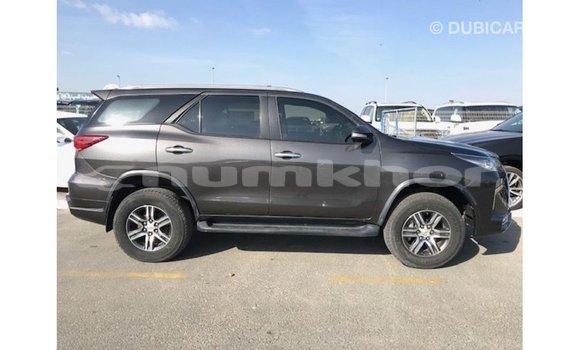 Buy Import Toyota Fortuner Other Car in Import - Dubai in Bumthang Buy Import Toyota Fortuner Other Car in Import - Dubai in Bumthang