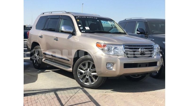 Big with watermark toyota land cruiser bumthang import dubai 3131