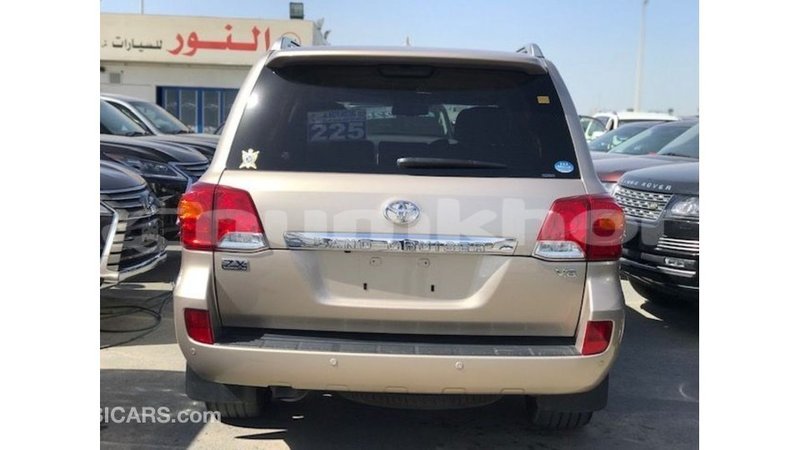 Big with watermark toyota land cruiser bumthang import dubai 3131