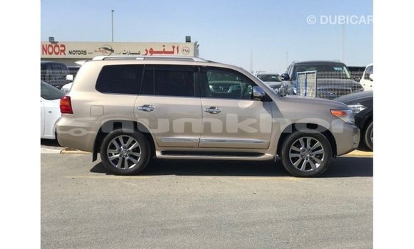 Buy Import Toyota Land Cruiser Other Car in Import - Dubai in Bumthang Buy Import Toyota Land Cruiser Other Car in Import - Dubai in Bumthang
