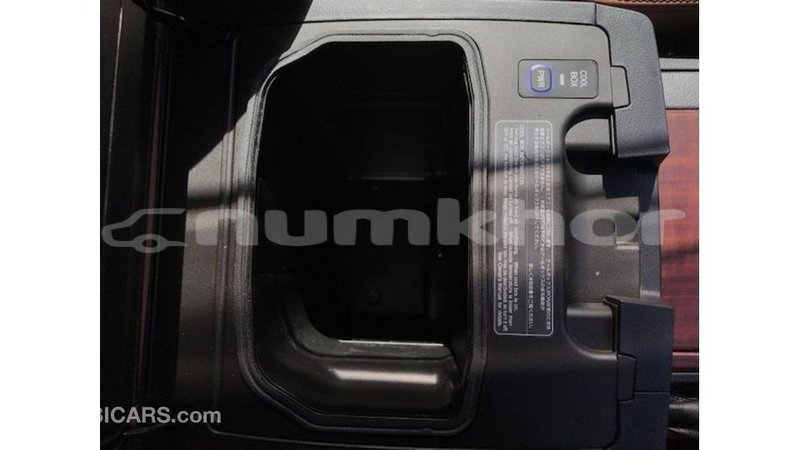 Big with watermark toyota land cruiser bumthang import dubai 3131