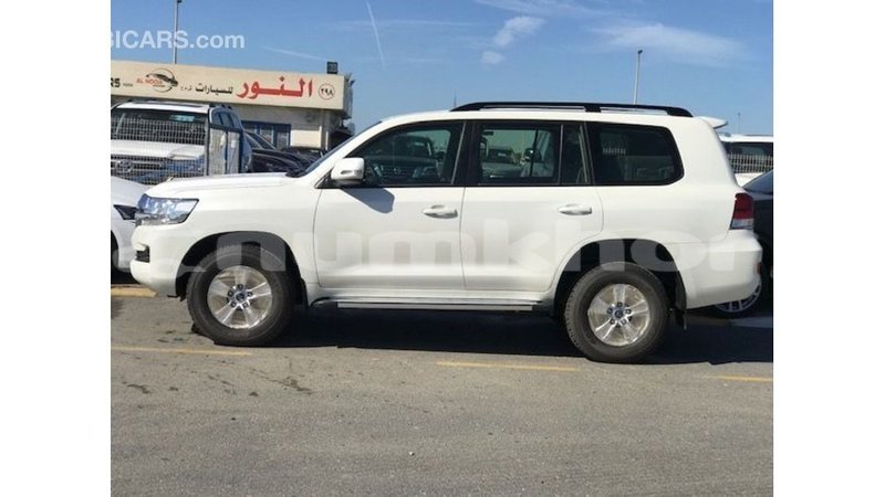 Big with watermark toyota land cruiser bumthang import dubai 3132