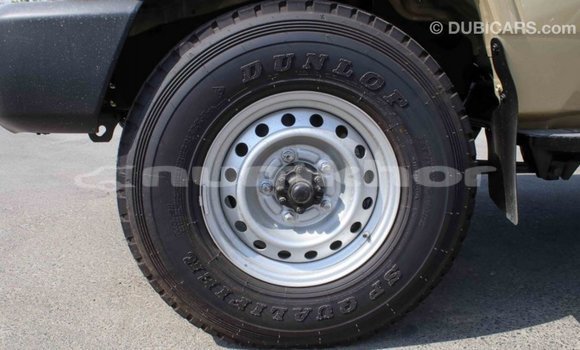 Buy Import Toyota Land Cruiser Beige Car in Import - Dubai in Bumthang Buy Import Toyota Land Cruiser Beige Car in Import - Dubai in Bumthang