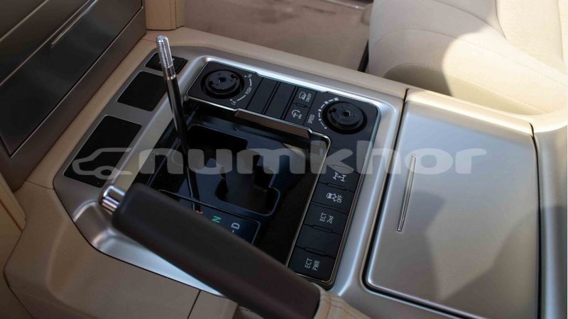 Big with watermark toyota land cruiser bumthang import dubai 3145