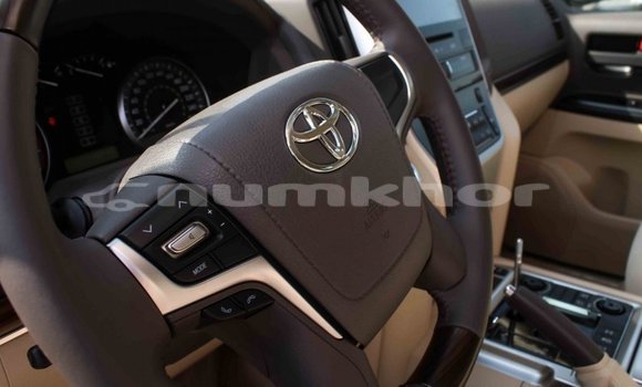 Buy Import Toyota Land Cruiser Black Car in Import - Dubai in Bumthang Buy Import Toyota Land Cruiser Black Car in Import - Dubai in Bumthang