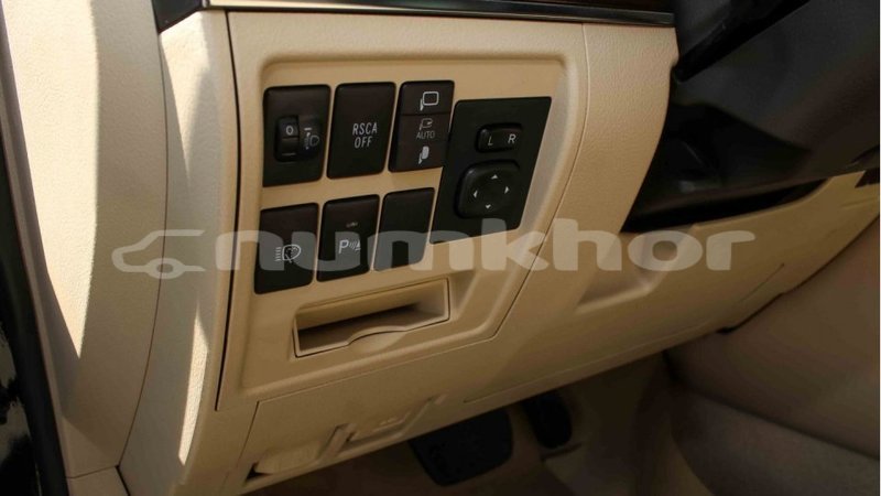 Big with watermark toyota land cruiser bumthang import dubai 3145