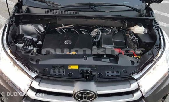 Buy Import Toyota Highlander Other Car in Import - Dubai in Bumthang Buy Import Toyota Highlander Other Car in Import - Dubai in Bumthang
