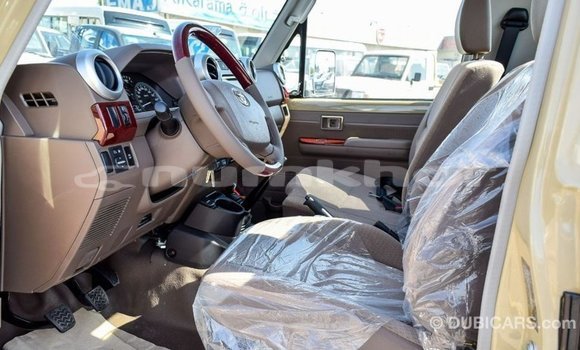 Buy Import Toyota Land Cruiser Beige Car in Import - Dubai in Bumthang Buy Import Toyota Land Cruiser Beige Car in Import - Dubai in Bumthang