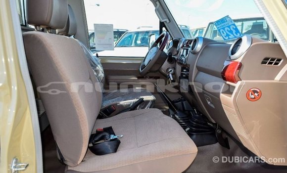 Buy Import Toyota Land Cruiser Beige Car in Import - Dubai in Bumthang Buy Import Toyota Land Cruiser Beige Car in Import - Dubai in Bumthang