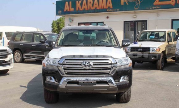 Buy Import Toyota Land Cruiser Black Car in Import - Dubai in Bumthang Buy Import Toyota Land Cruiser Black Car in Import - Dubai in Bumthang
