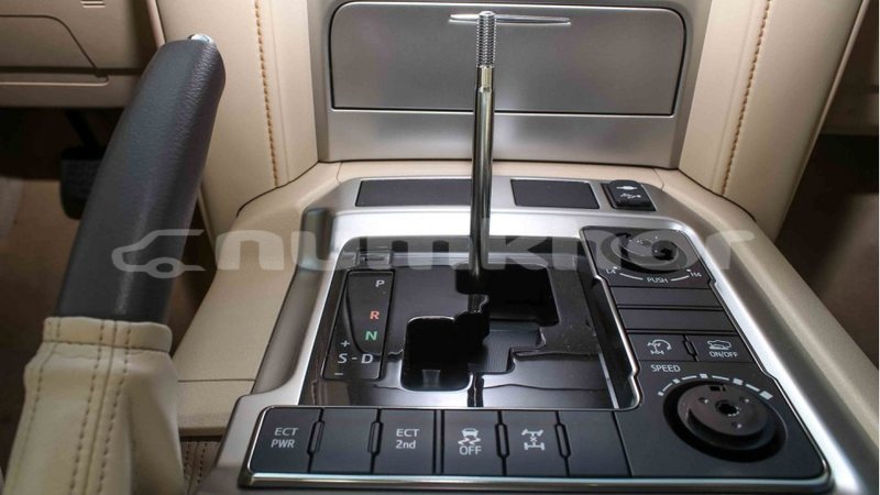 Big with watermark toyota land cruiser bumthang import dubai 3162